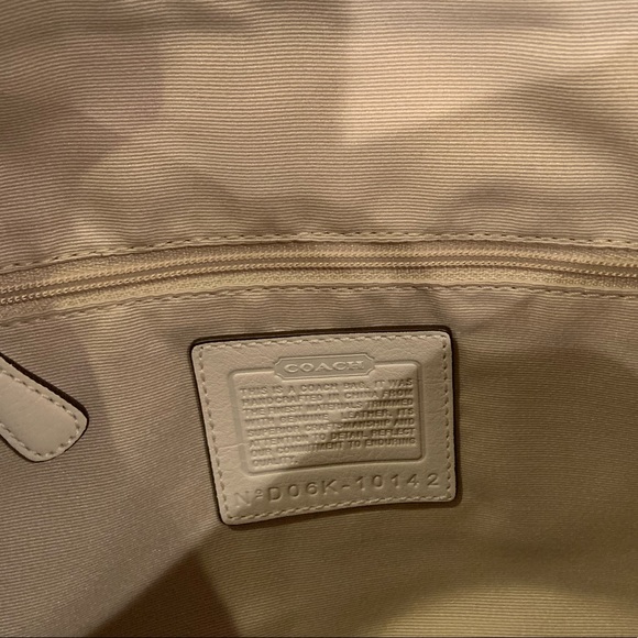 Rare Vintage Coach Optic Signature Print Purse - Picture 5 of 8